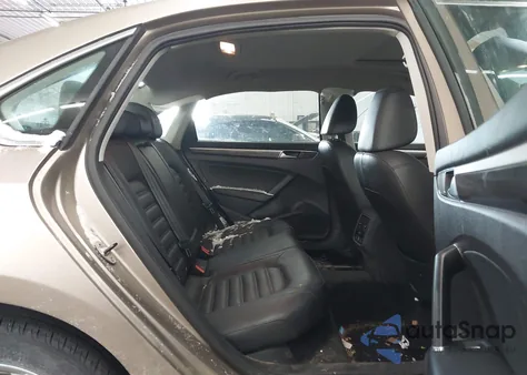 2017 Volkswagen Passat 1.8T Sel Premium from USA, damaged, VIN 1VWCT7A35HC015378